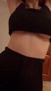 Viernes sola en casa?