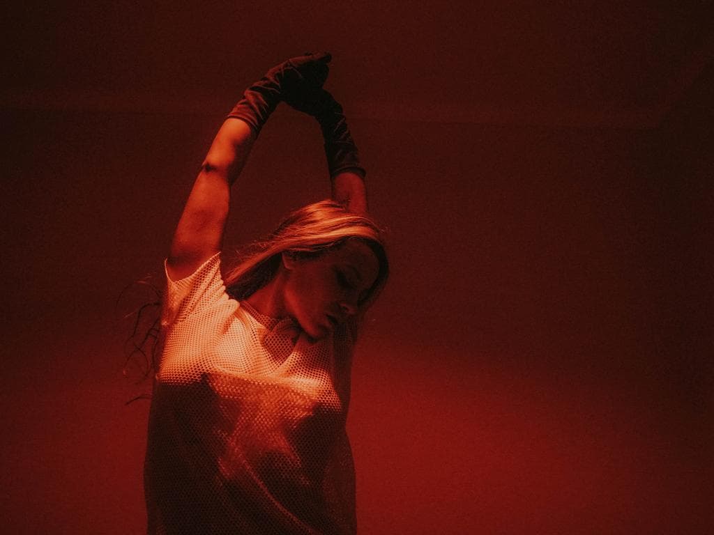 Photo 5 from I SEE RED (Parte 1)