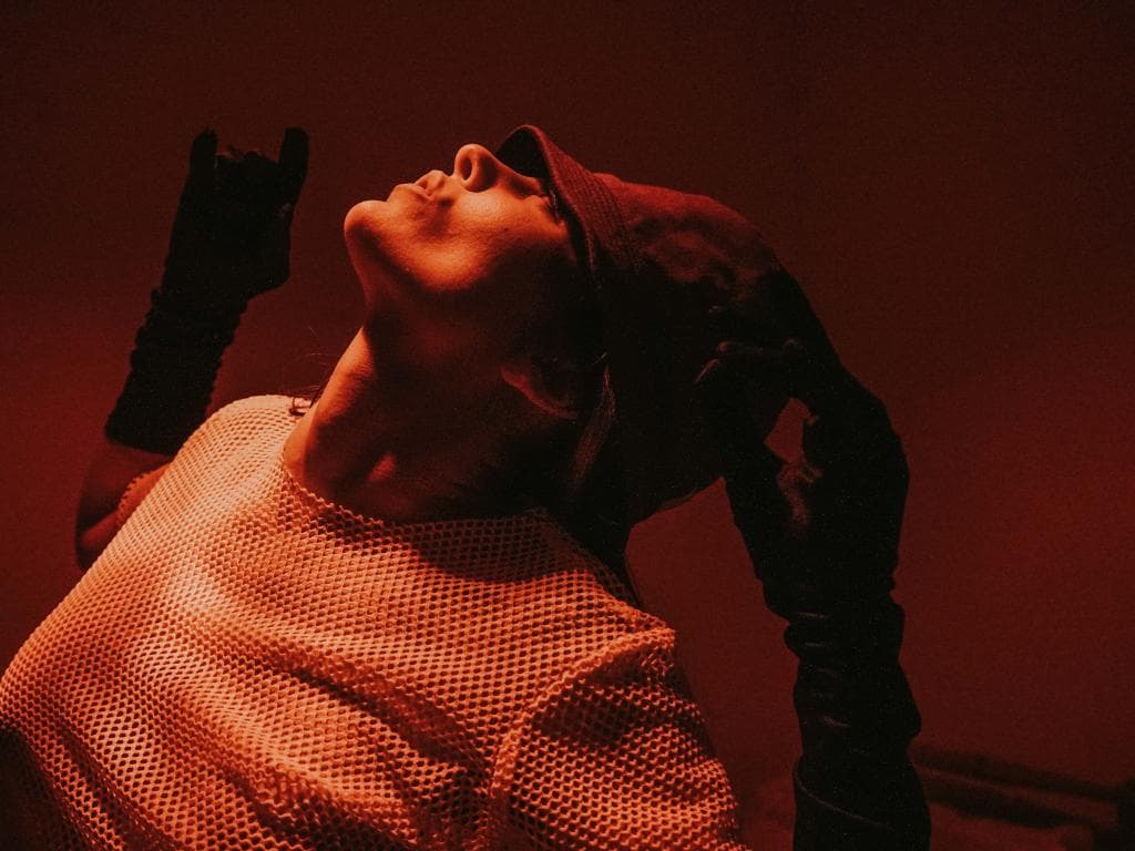 Photo 2 from I SEE RED (Parte 1)