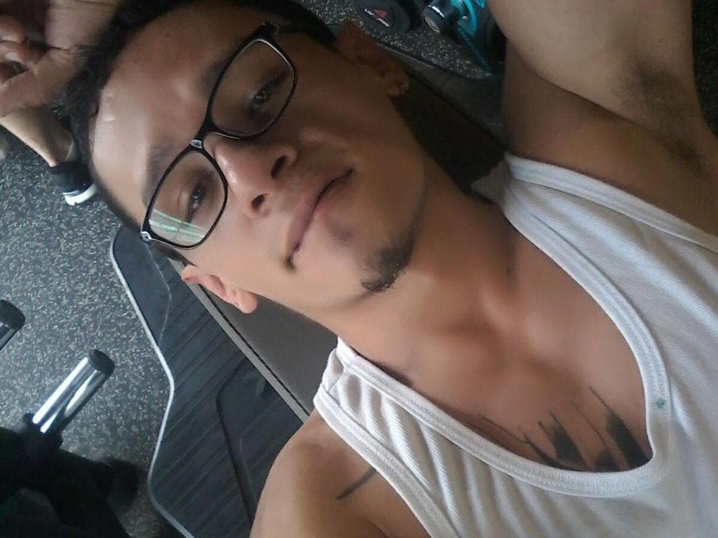 Photo 4 from Sexy Boy