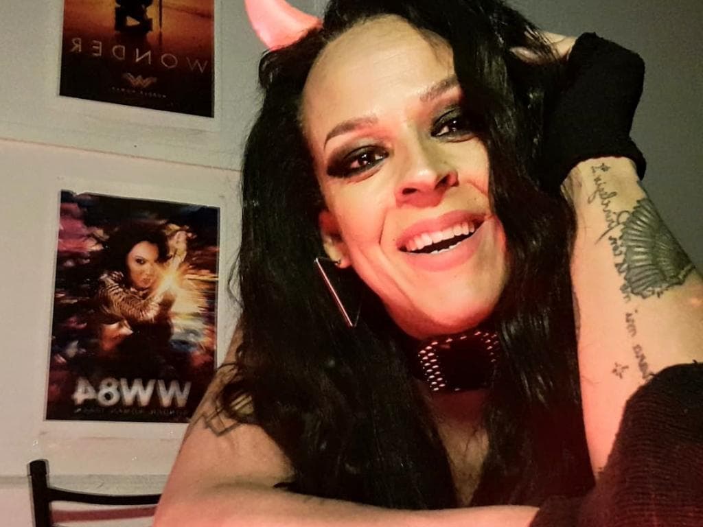 Photo 5 from Una Diablita Suelta En Halloween