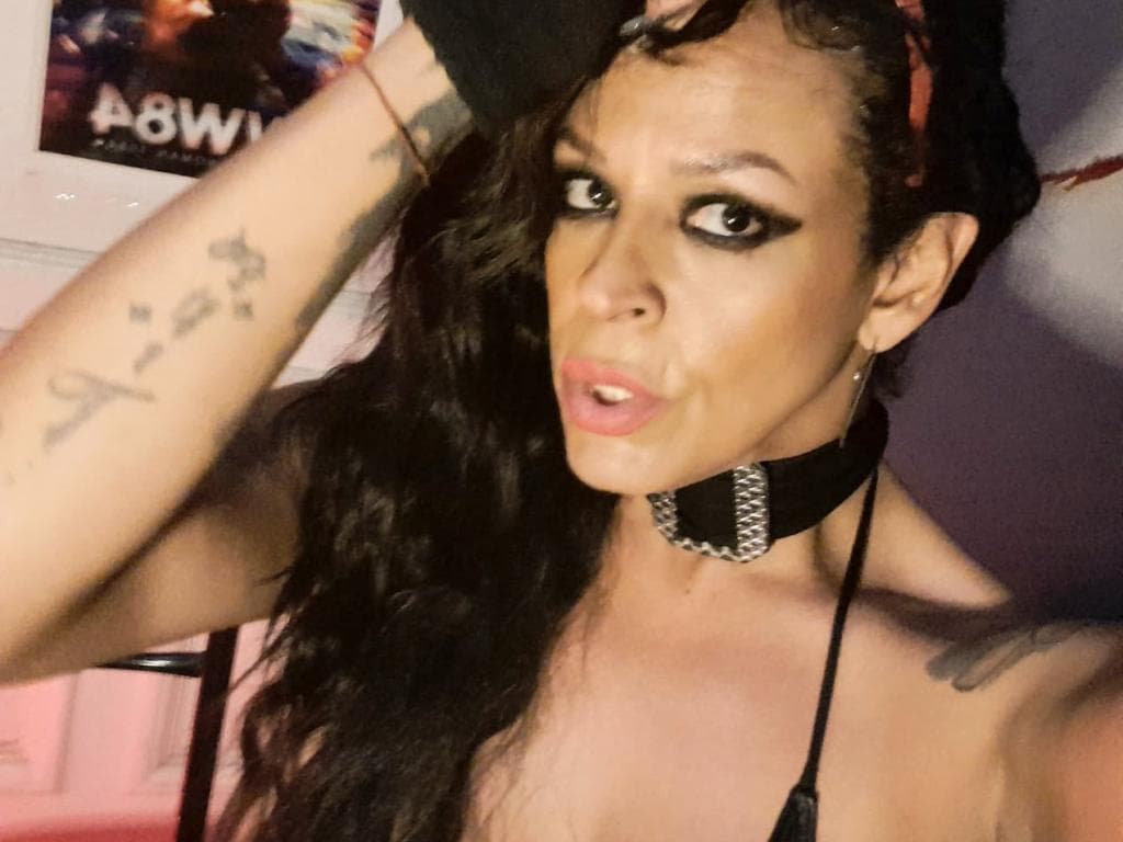 Photo 2 from Una Diablita Suelta En Halloween