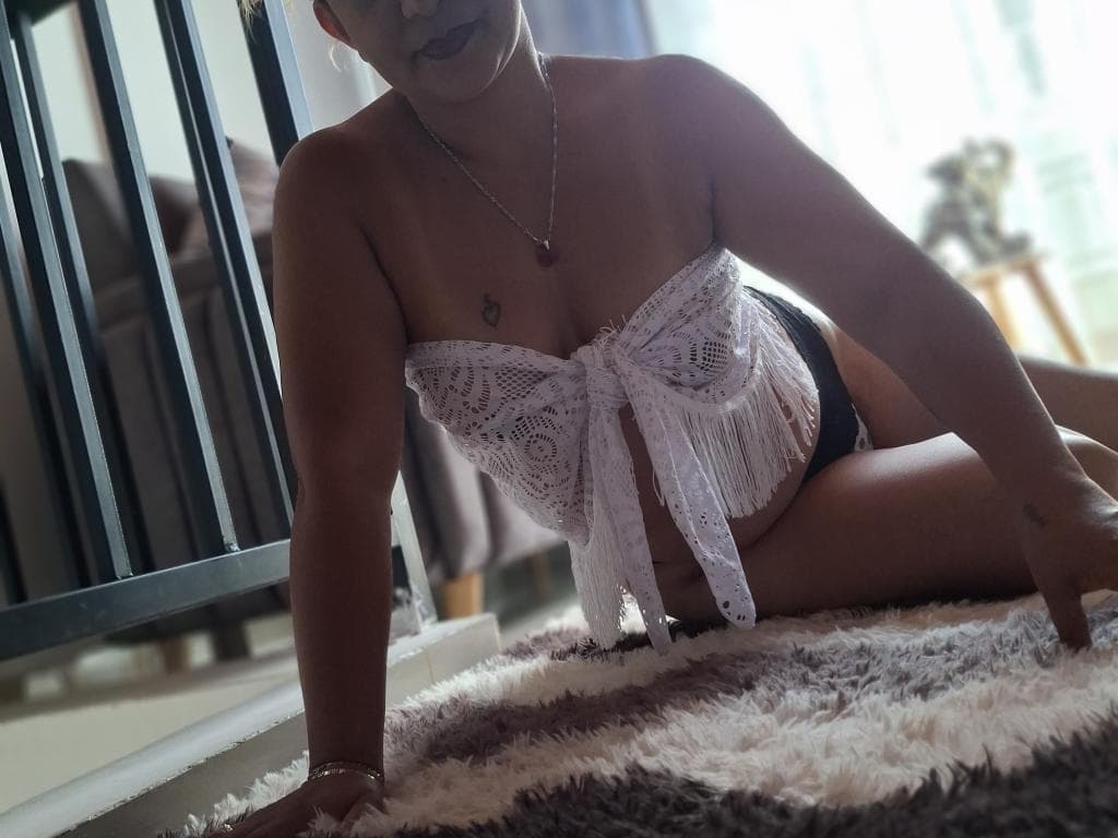 Photo 36 from Si te hace falta amor, me avisas y lo hacemos
