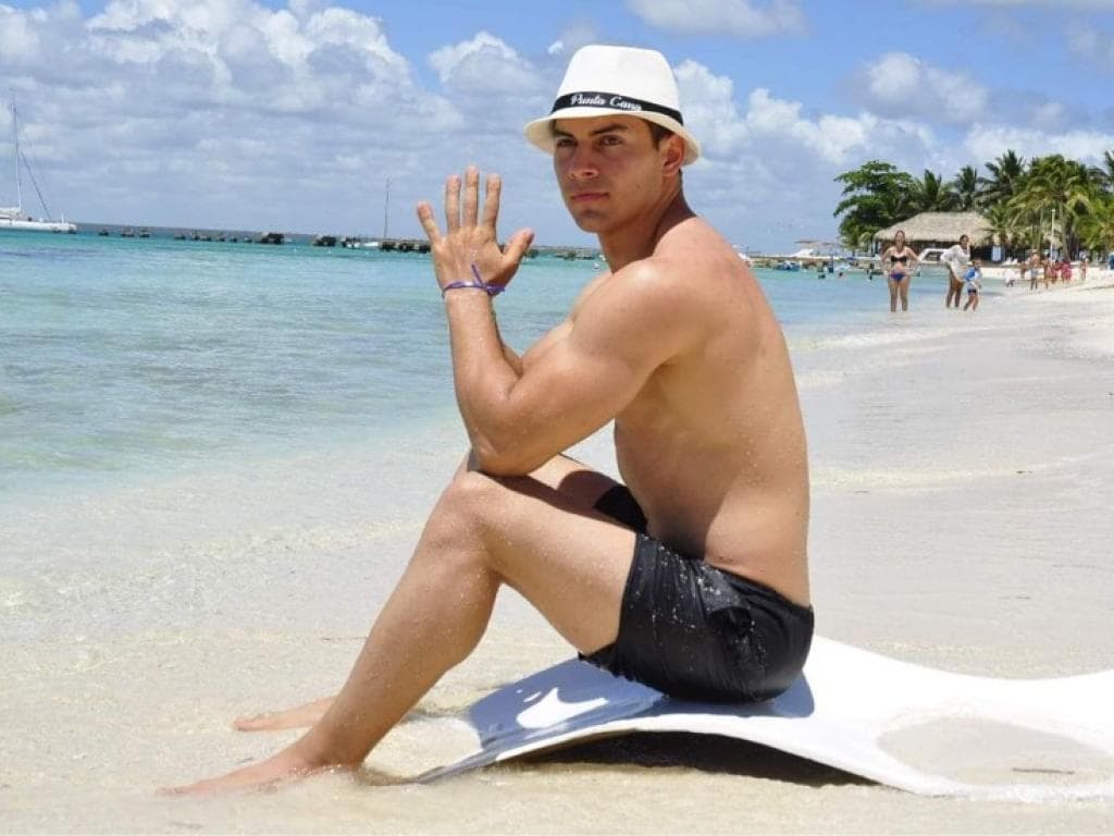 Photo 1 from Felipe 