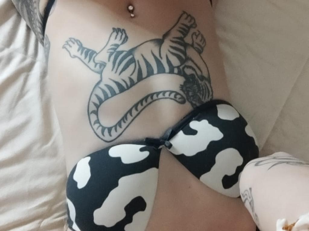 Photo 44 from Raaawr