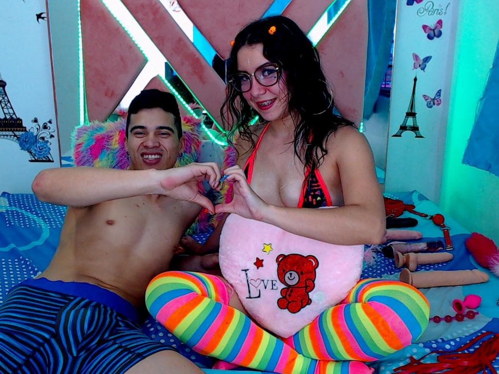 Photo 1 from PAREJA HERMOSA Y TIERNA
