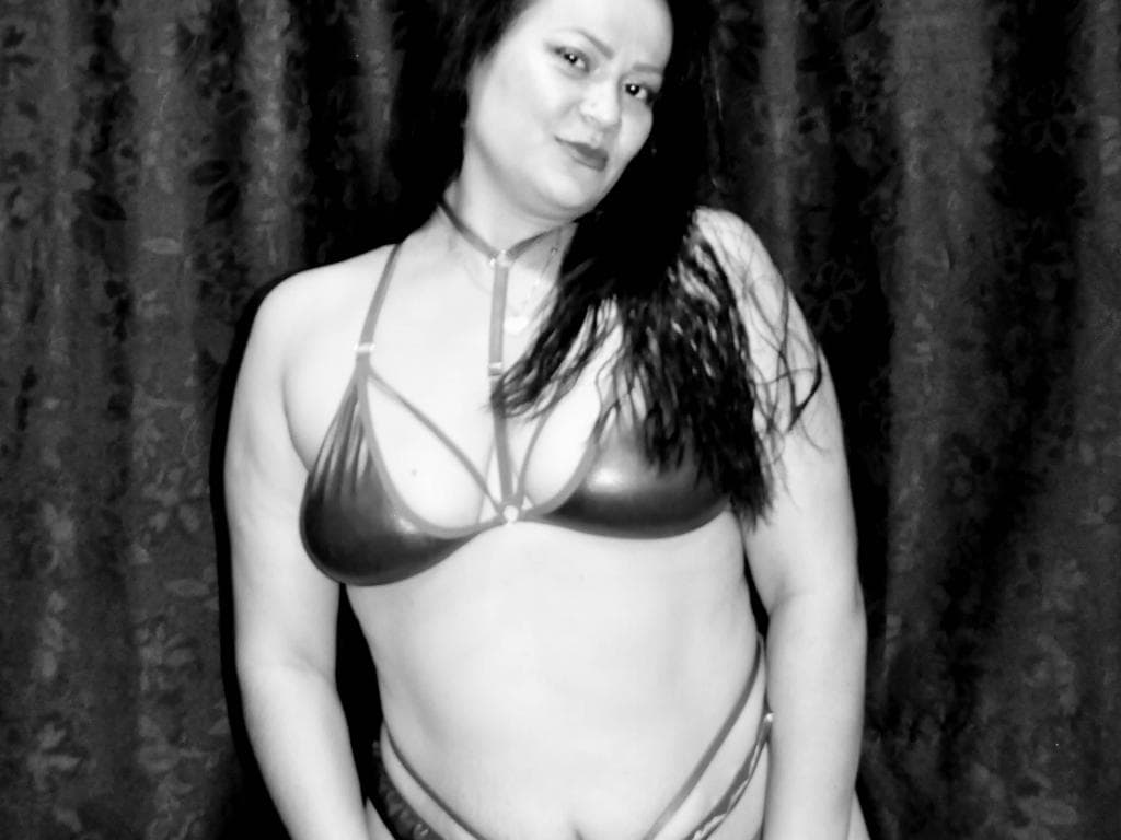 Photo 23 from beautiful latin woman