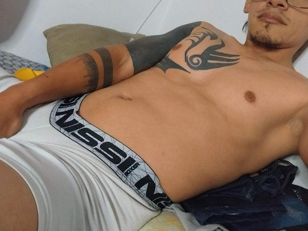 Photo 21 from Sexy Boys