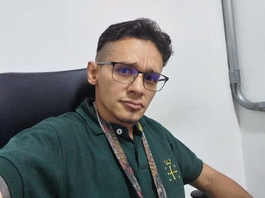 Photo 8 from Sexy Boys