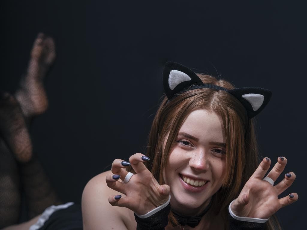 Photo 1 from CREO Q HAS VISTO UNA LINDA GATITA