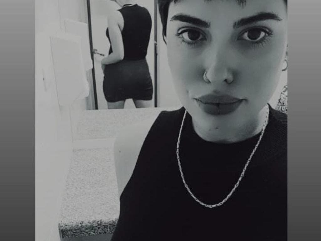 Photo 2 from In black and white