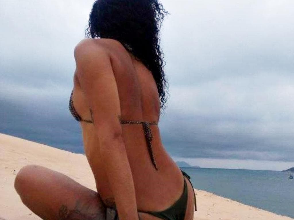 Photo 6 from En bikini