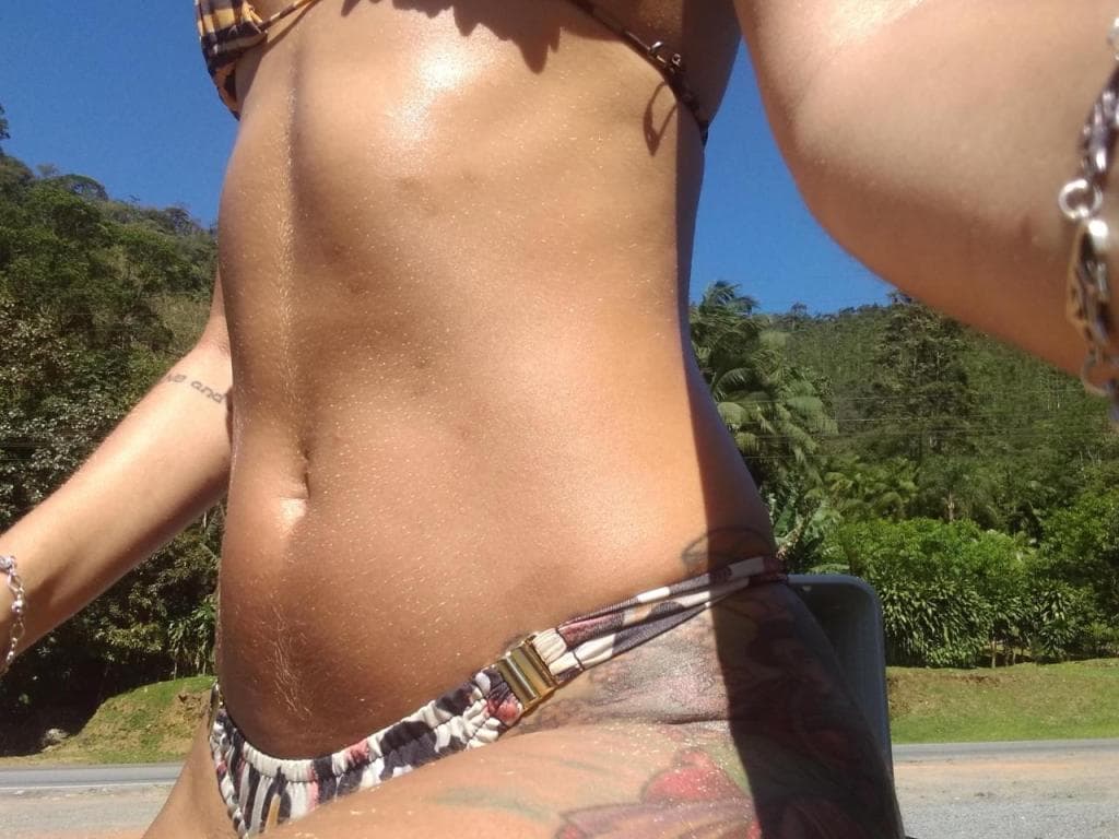 Photo 3 from En bikini